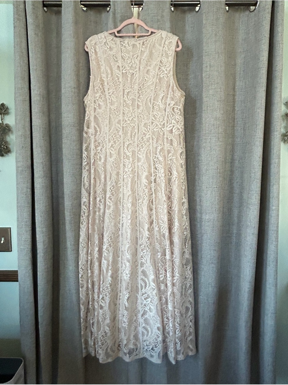 34. Candalite  Ivory Lace Maxi Dress 2X - Picture 4 of 6